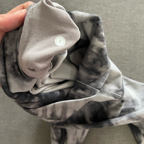 Lululemon align 25” pant - Picture 4 of 5